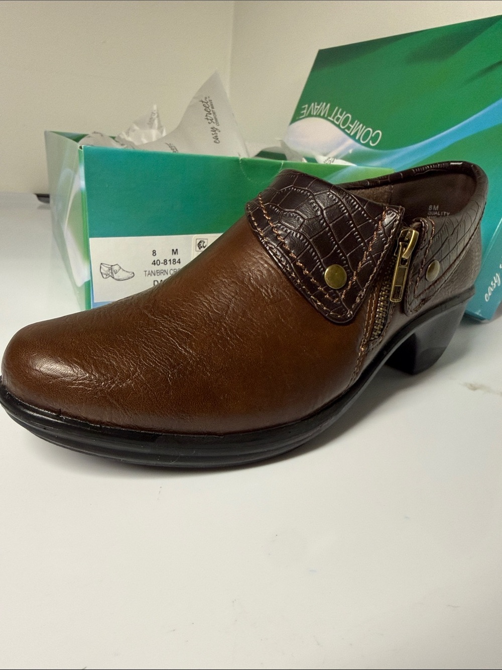 easy street Brown Croc-Trim Slip-On Loafer with Side Zip SZ 8 NWT